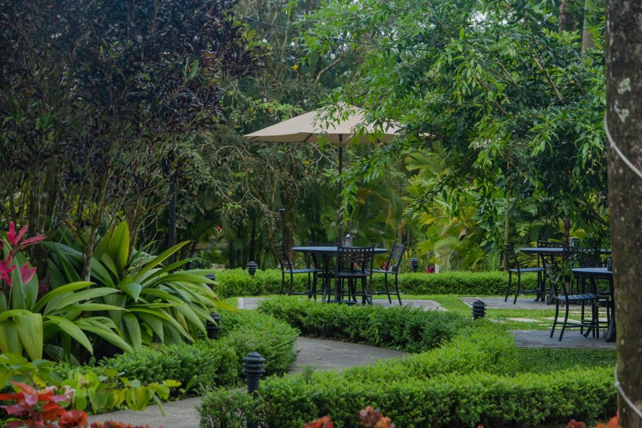 Hotel Lomas Del Volcan La Fortuna Екстер'єр фото